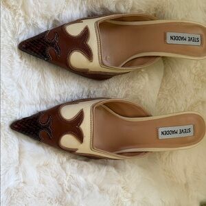Steve Madden Tan and Cream Mules